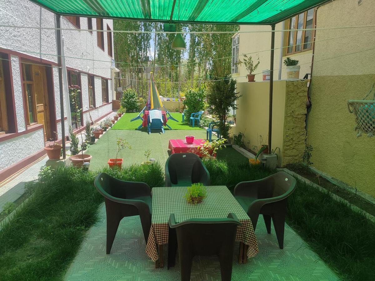 The Mir Villa Ladakh เลห์ ภายนอก รูปภาพ