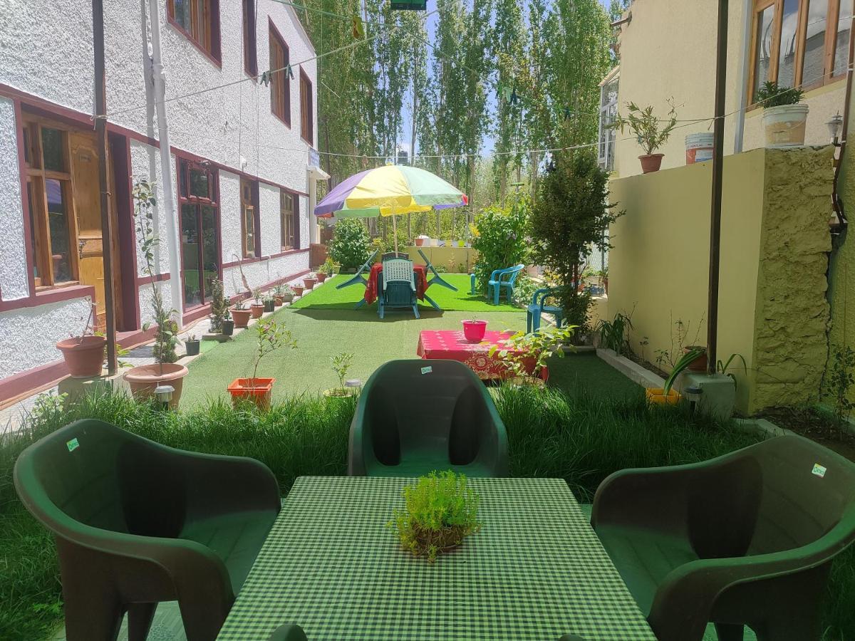 The Mir Villa Ladakh เลห์ ภายนอก รูปภาพ