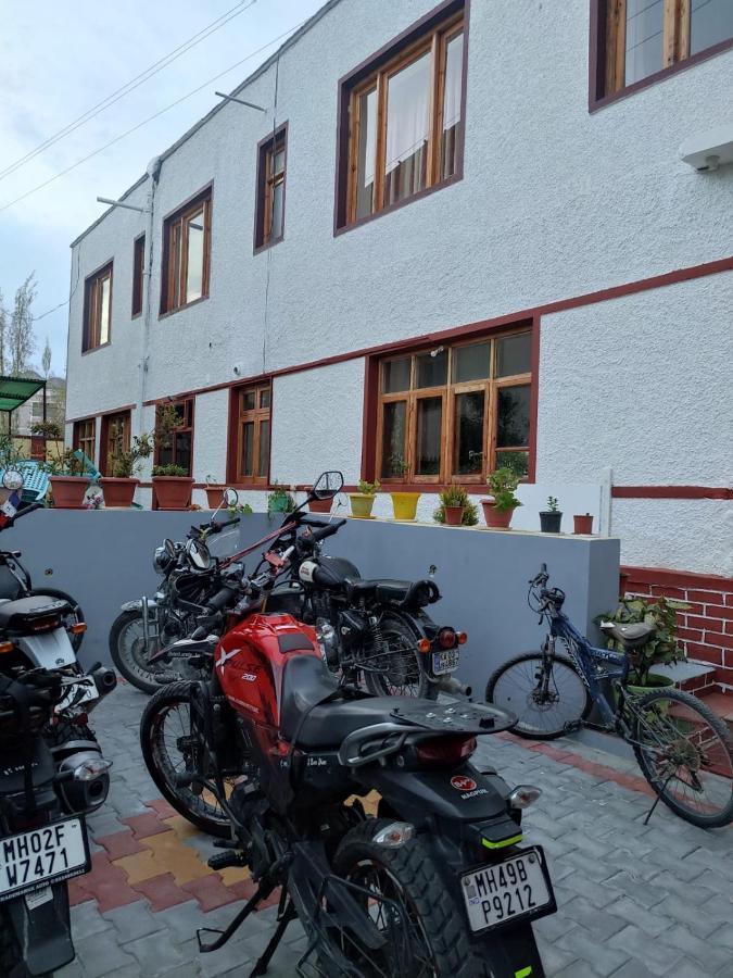 The Mir Villa Ladakh เลห์ ภายนอก รูปภาพ